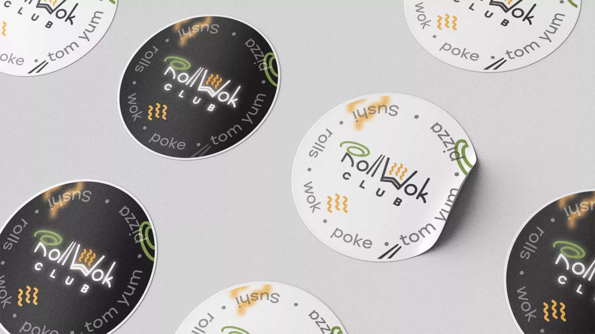 Разработка наклеек для суши-бара «Roll Wok Club» в Вуктыле